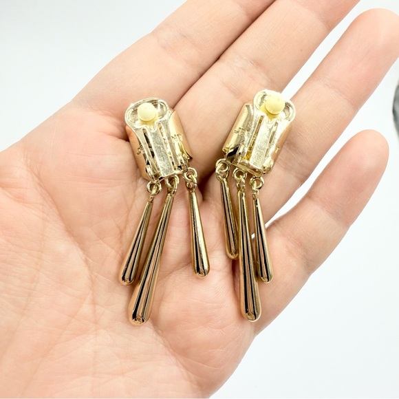 JEWELMINT Elegant Gold Tone Black Dangle Earrings - Picture 6 of 6